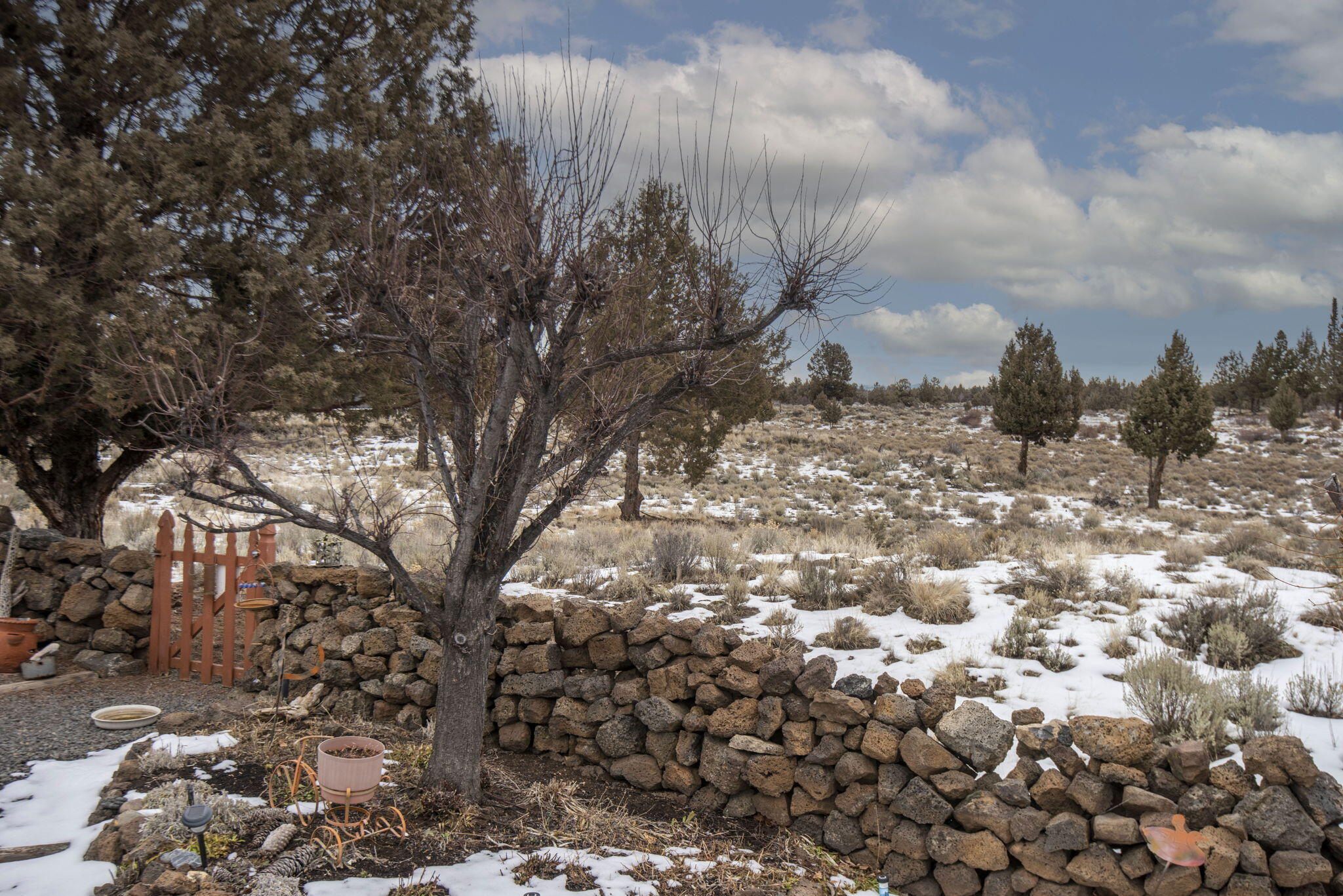 1100 NE Locksley Drive