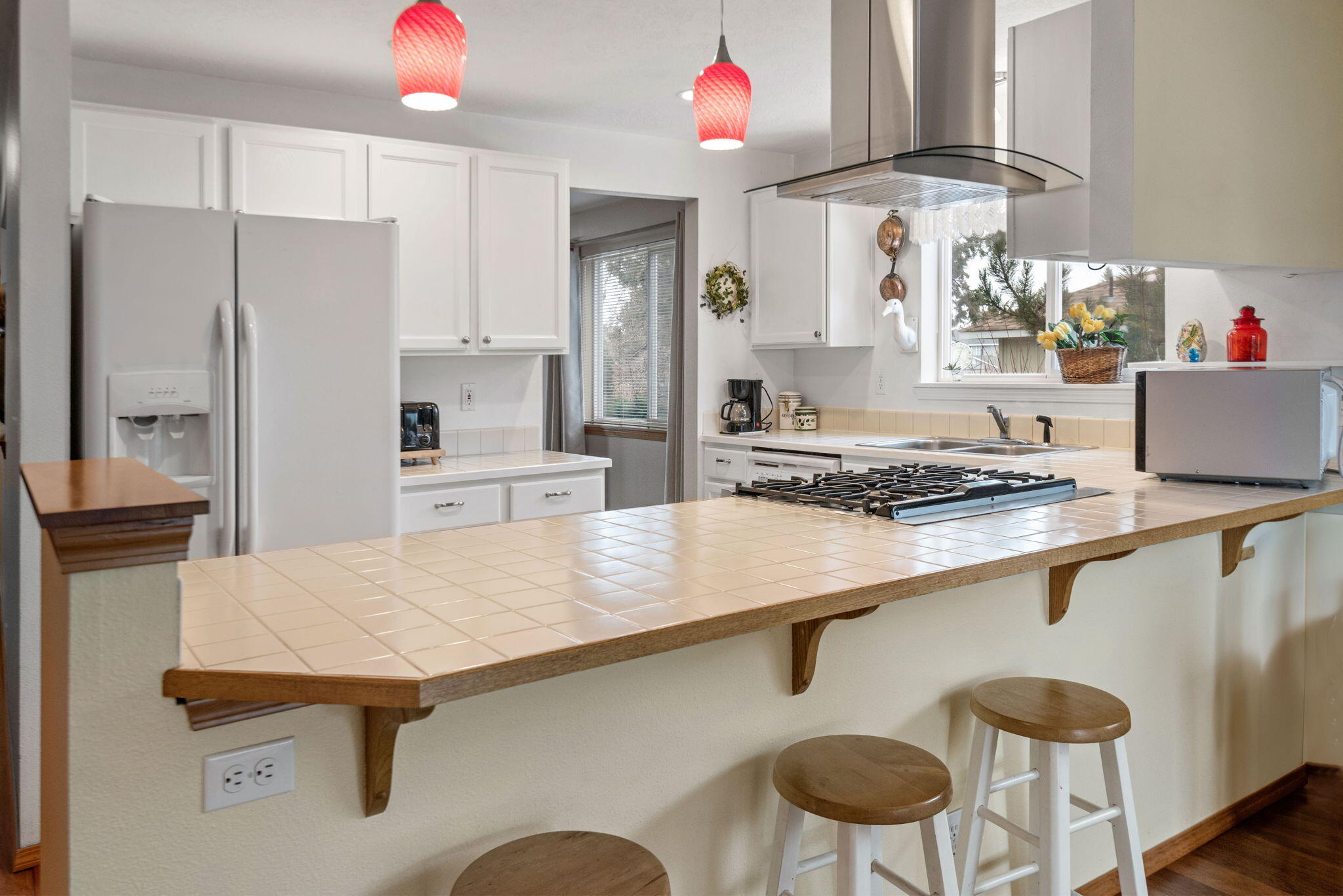 1100 NE Locksley Drive