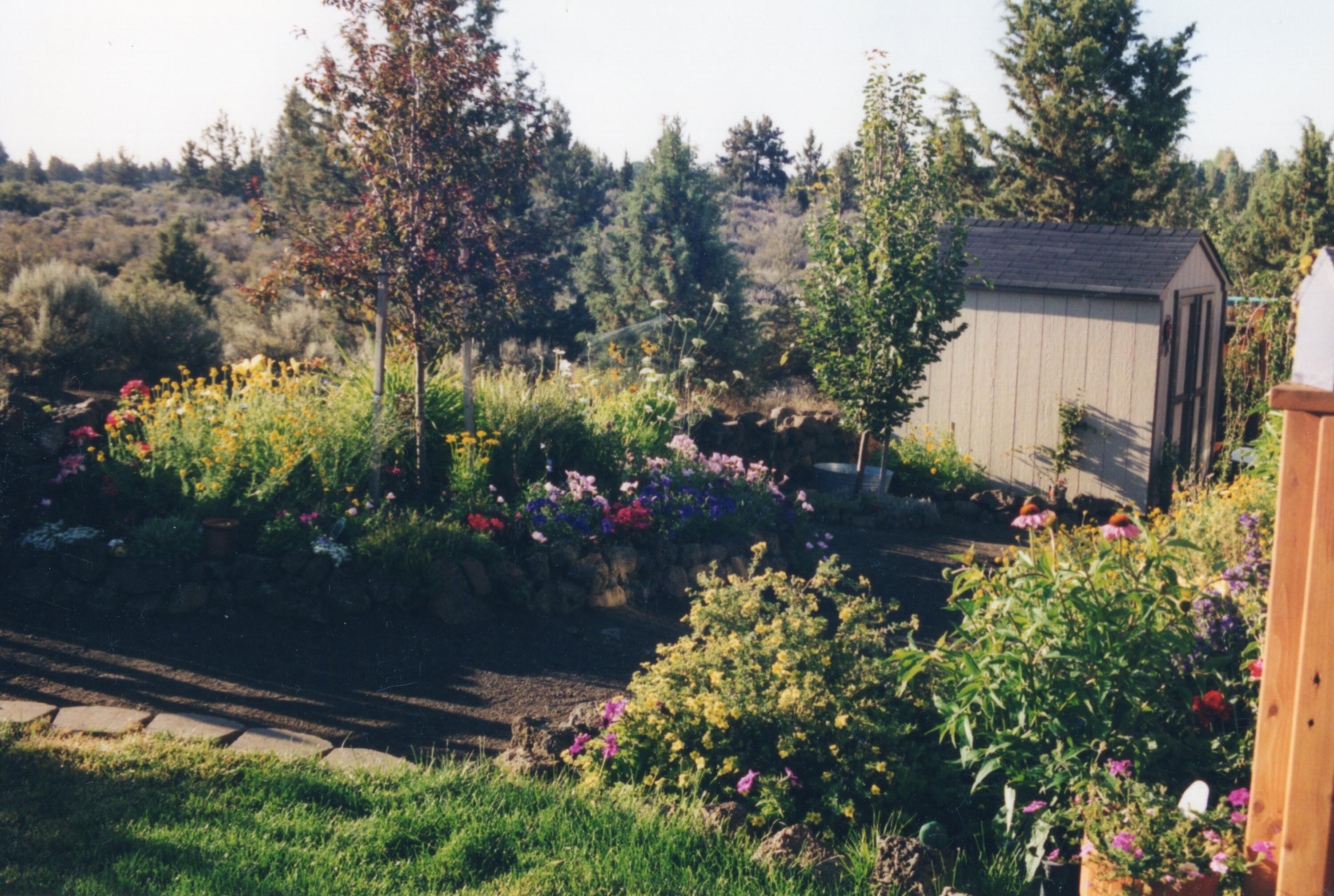 1100 NE Locksley Drive