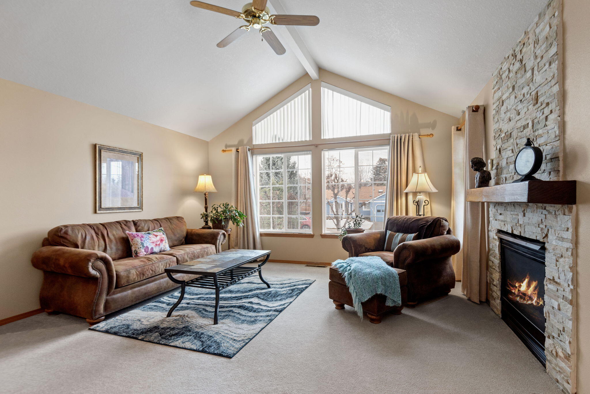 1100 NE Locksley Drive