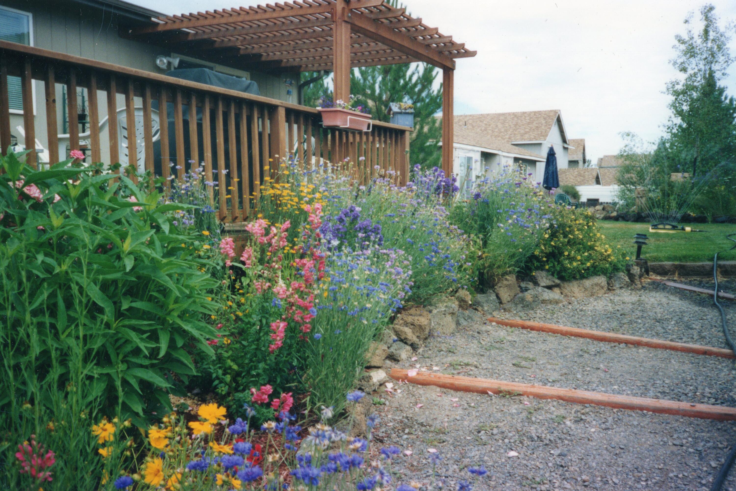 1100 NE Locksley Drive