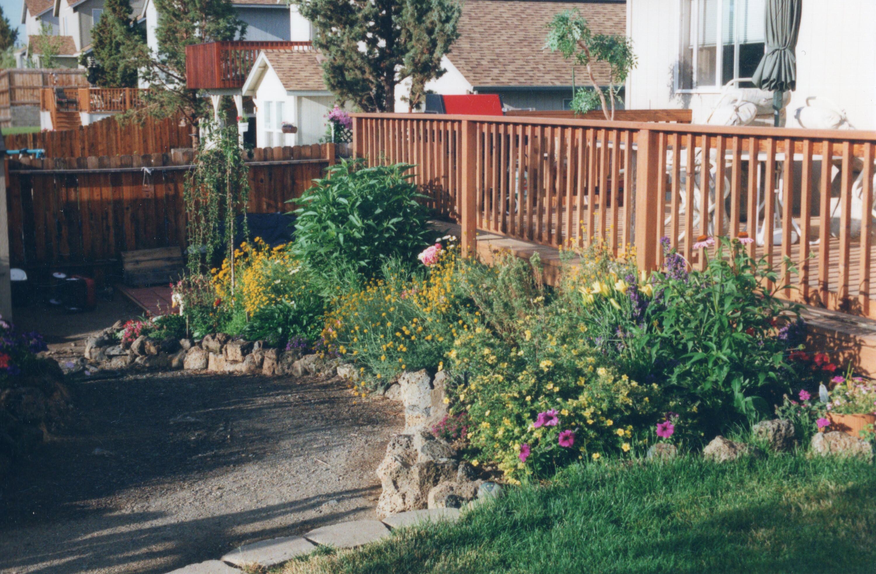 1100 NE Locksley Drive