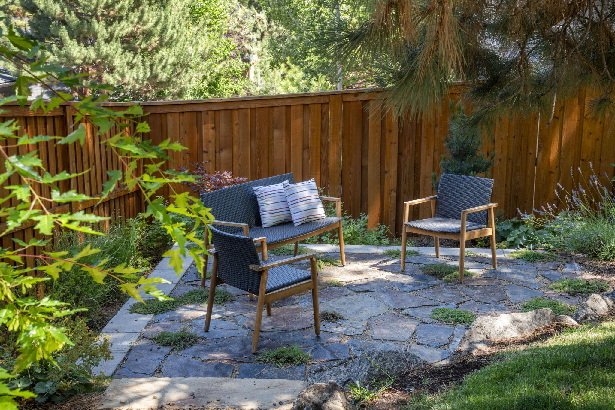 2386 NW Lemhi Pass Drive