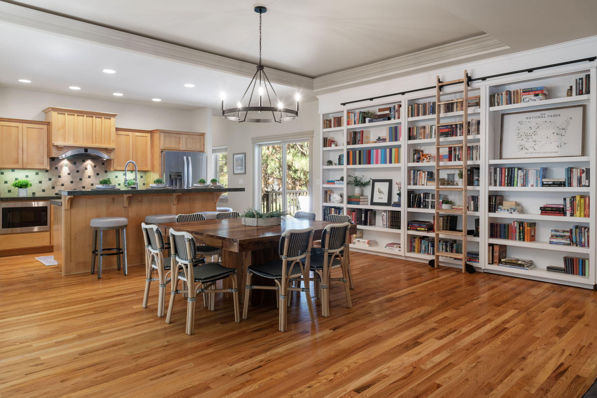 2386 NW Lemhi Pass Drive