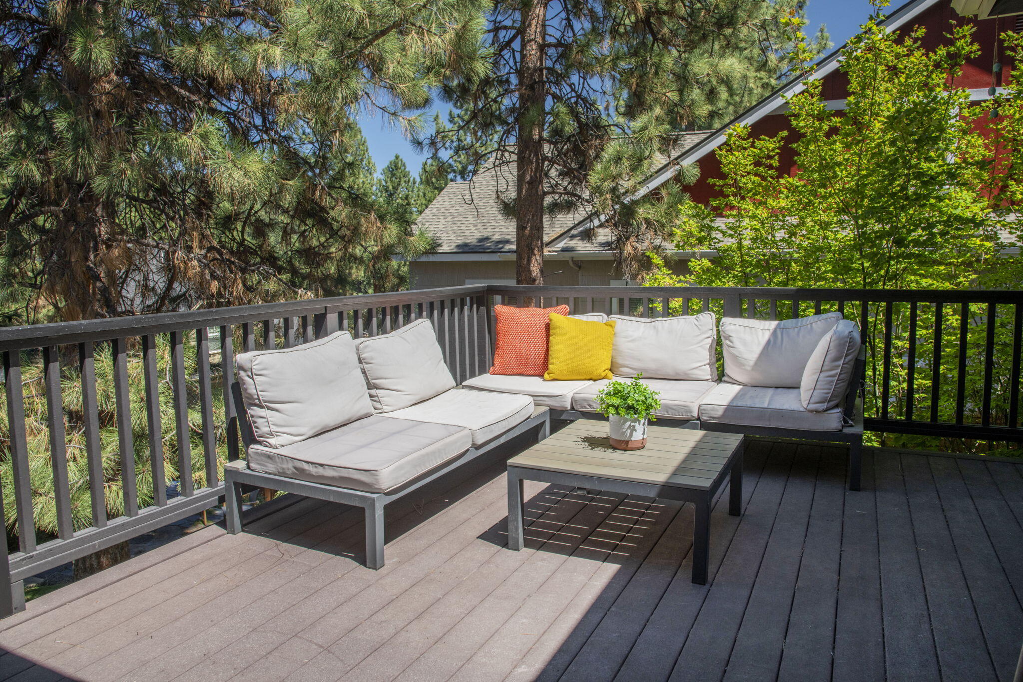 2386 NW Lemhi Pass Drive