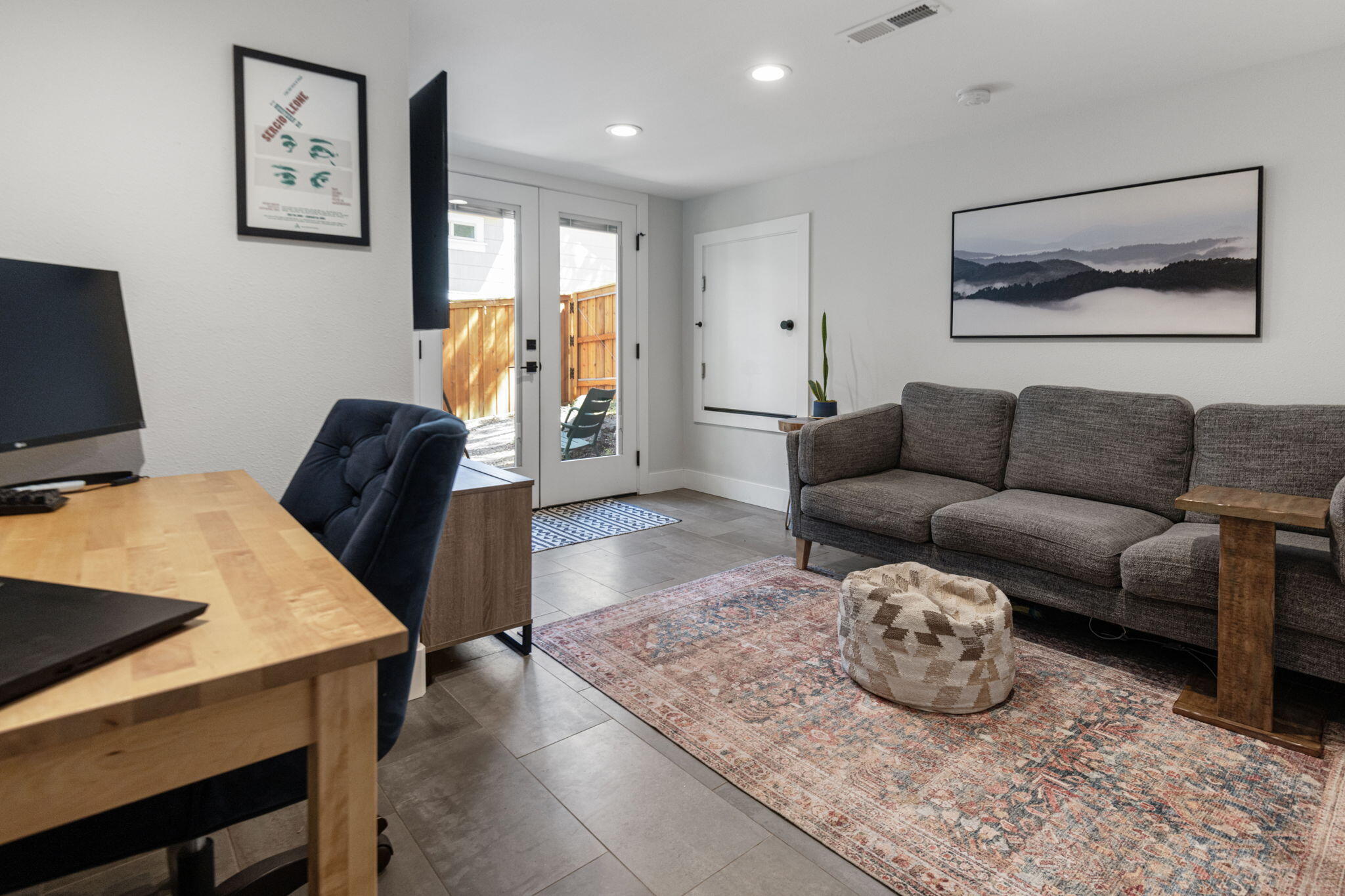 2386 NW Lemhi Pass Drive