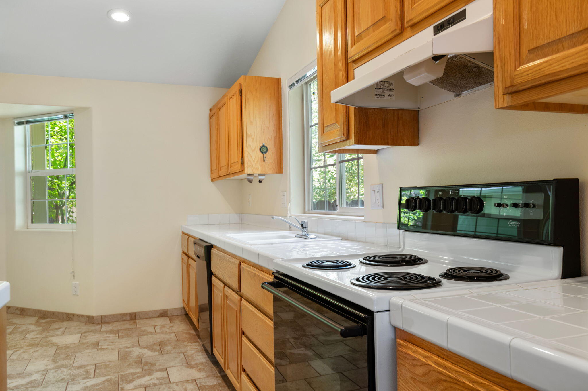 527 SW Forest Grove Drive