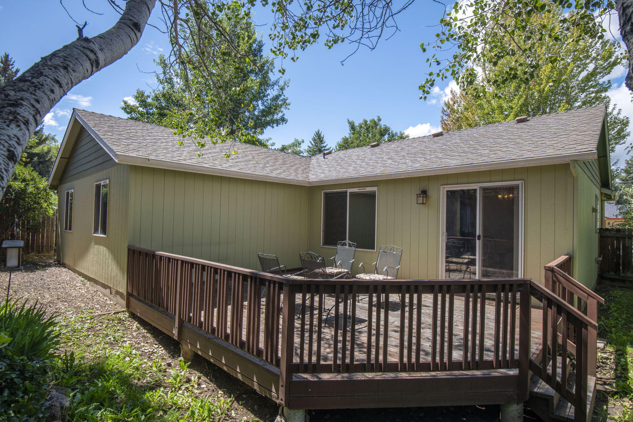 527 SW Forest Grove Drive