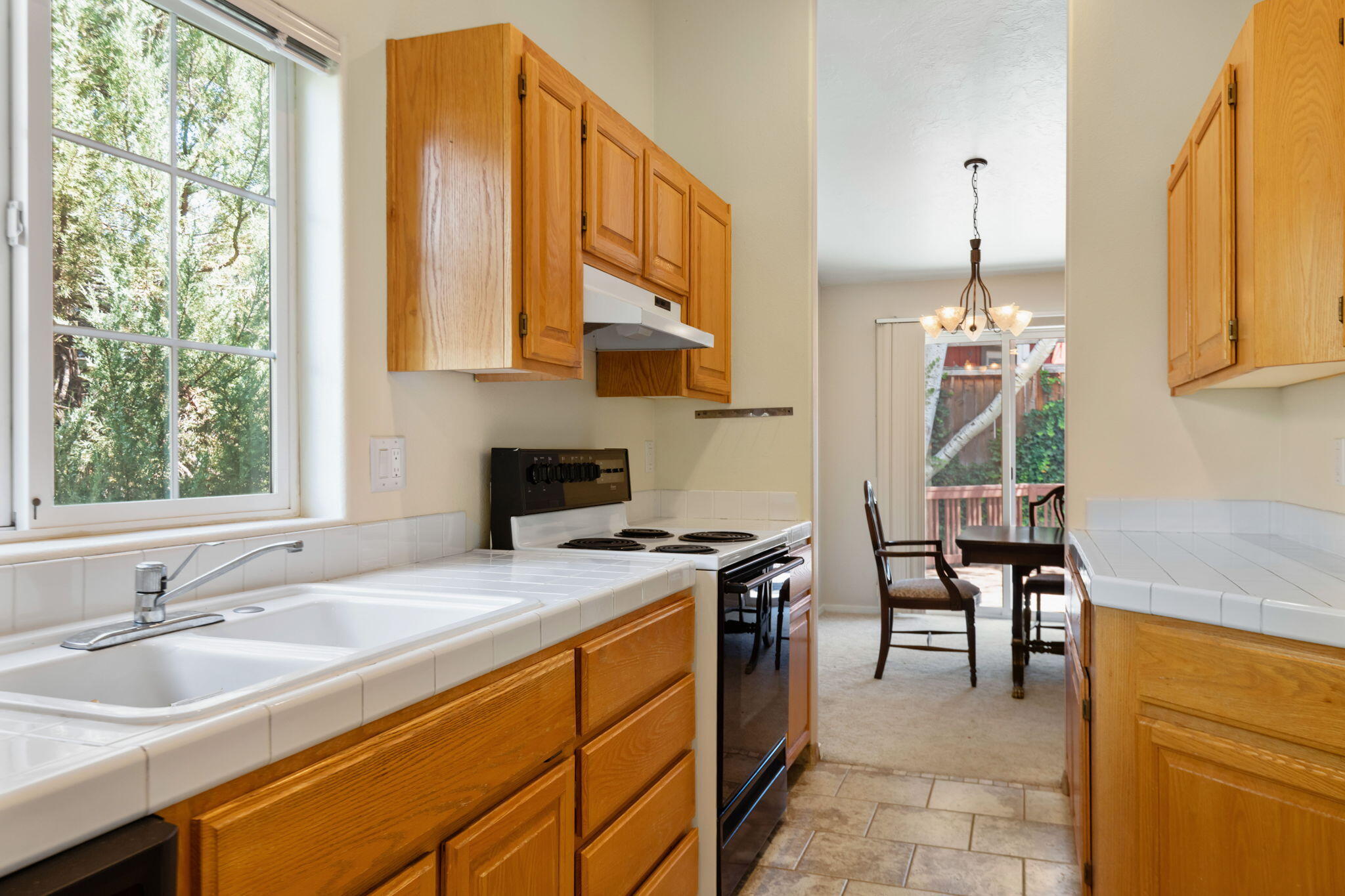 527 SW Forest Grove Drive