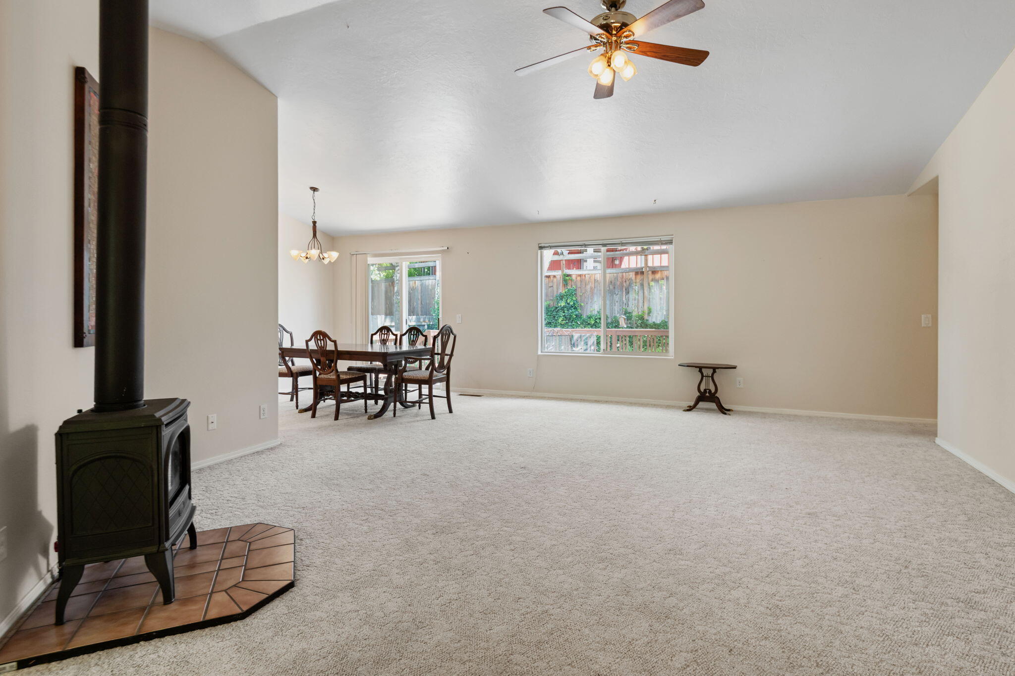 527 SW Forest Grove Drive