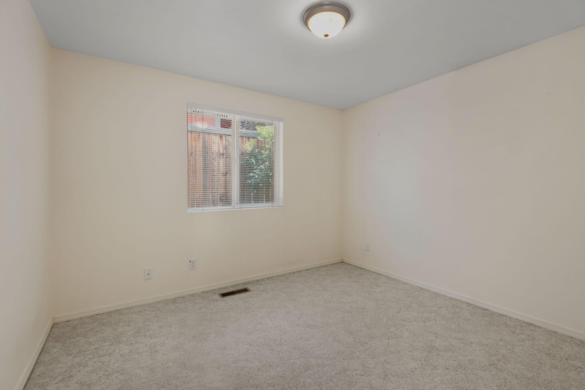 527 SW Forest Grove Drive