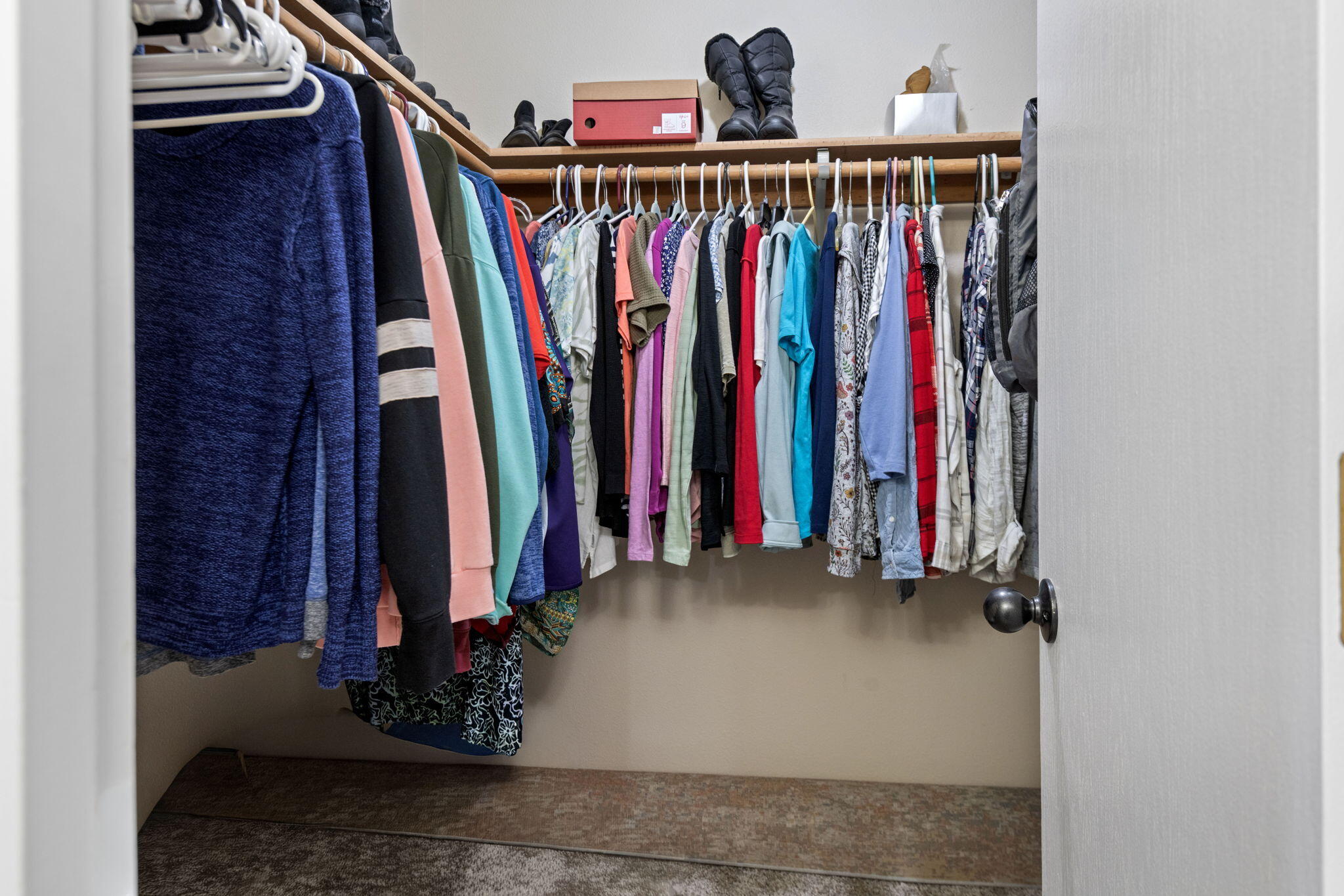 1152 NE Locksley Drive