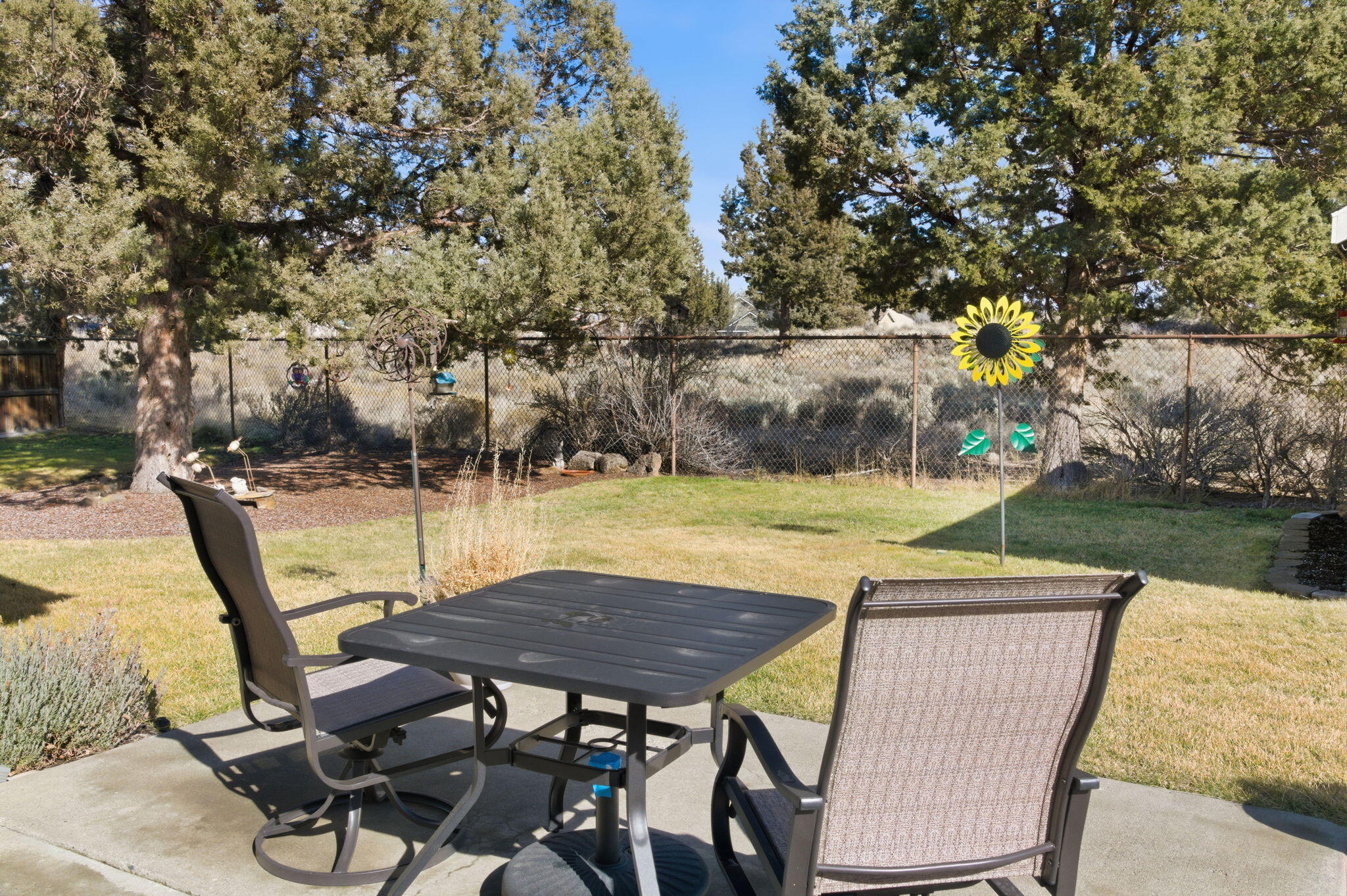 1152 NE Locksley Drive