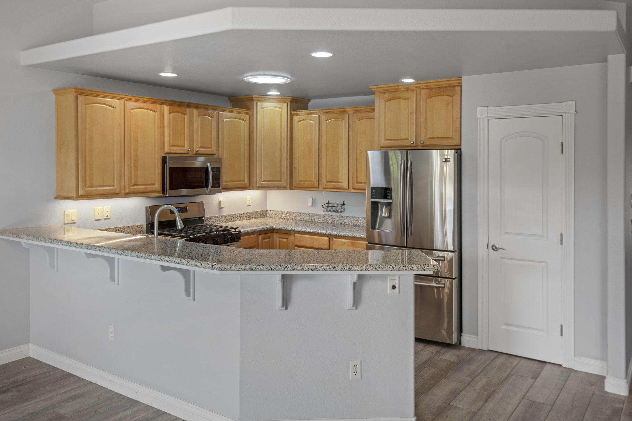 1736 NW Nickernut Place