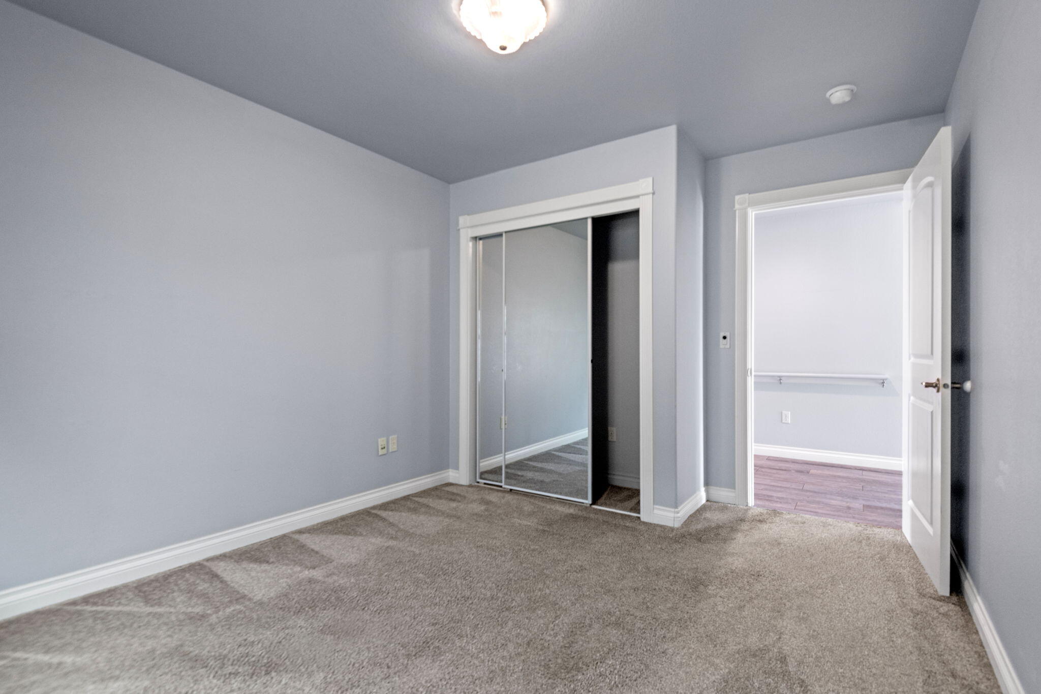 1736 NW Nickernut Place