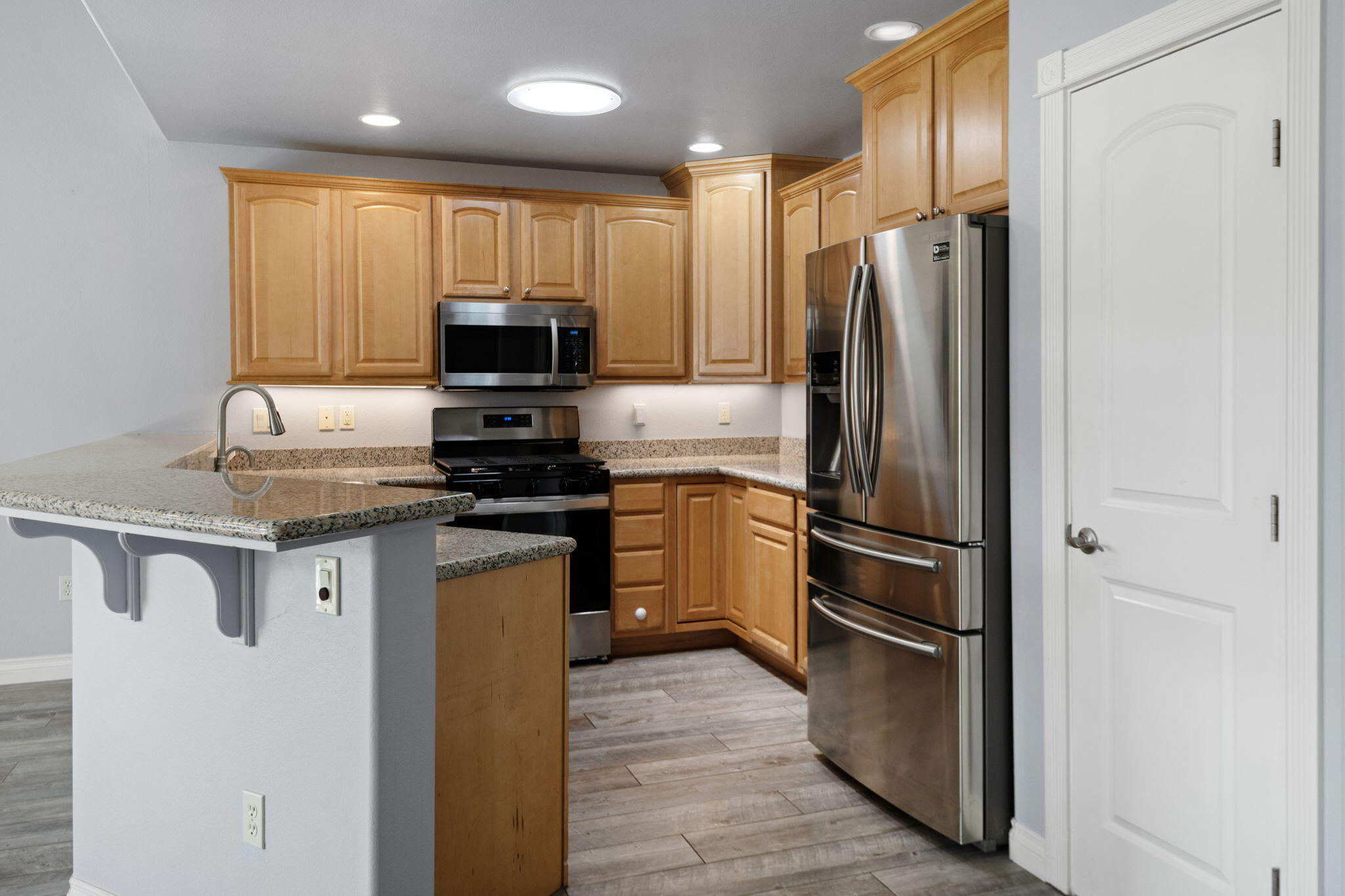 1736 NW Nickernut Place