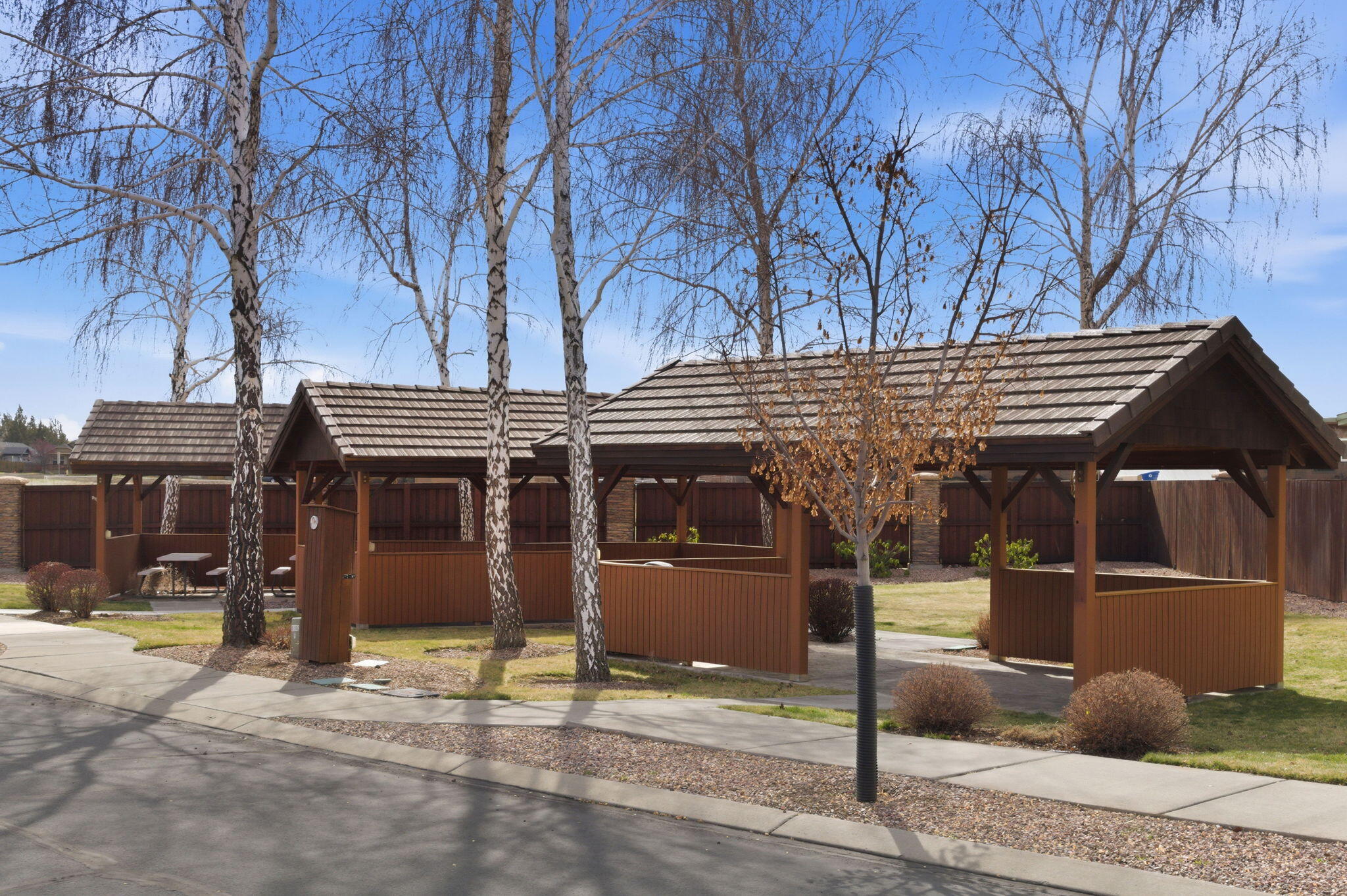 1736 NW Nickernut Place