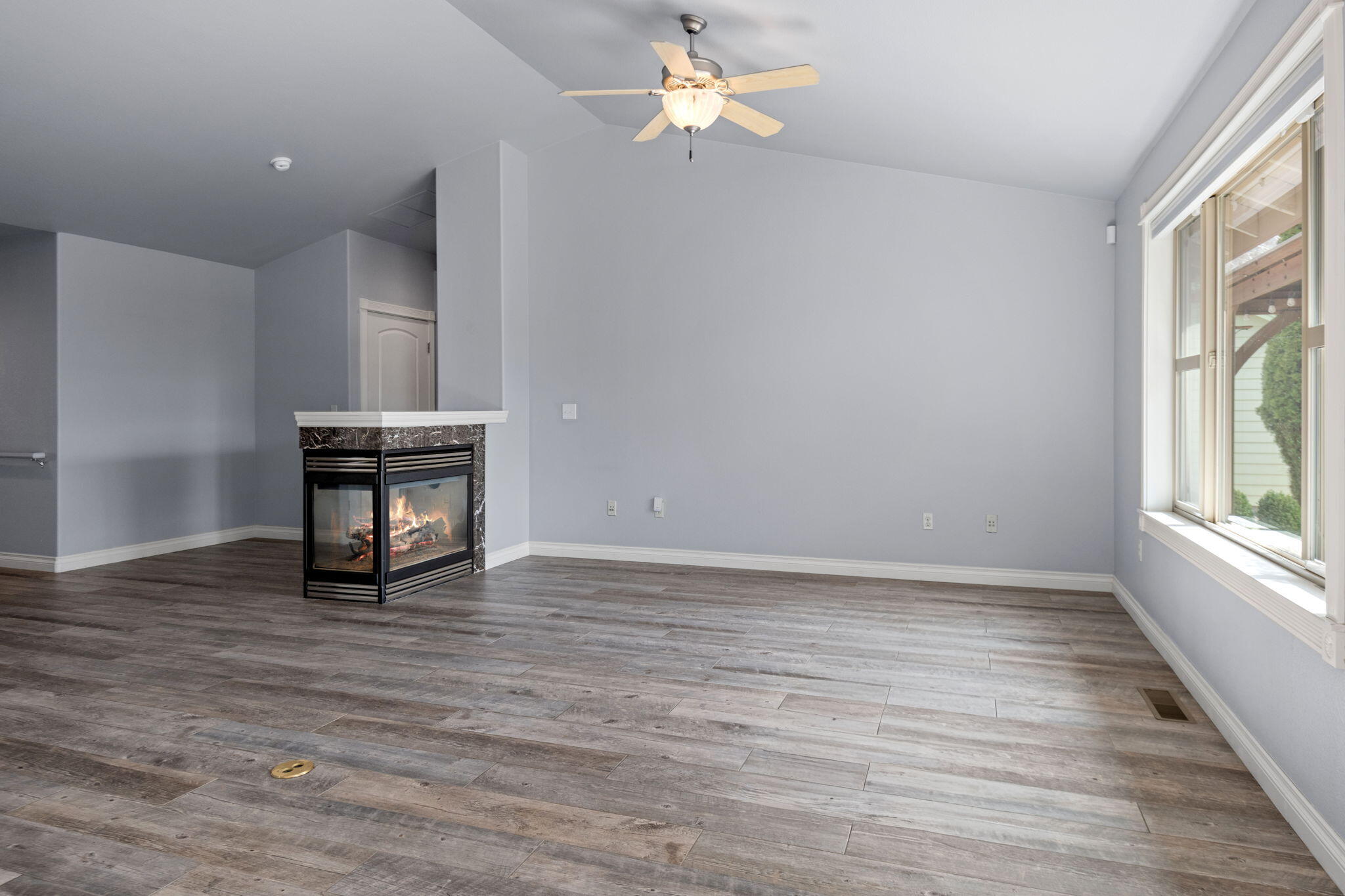 1736 NW Nickernut Place