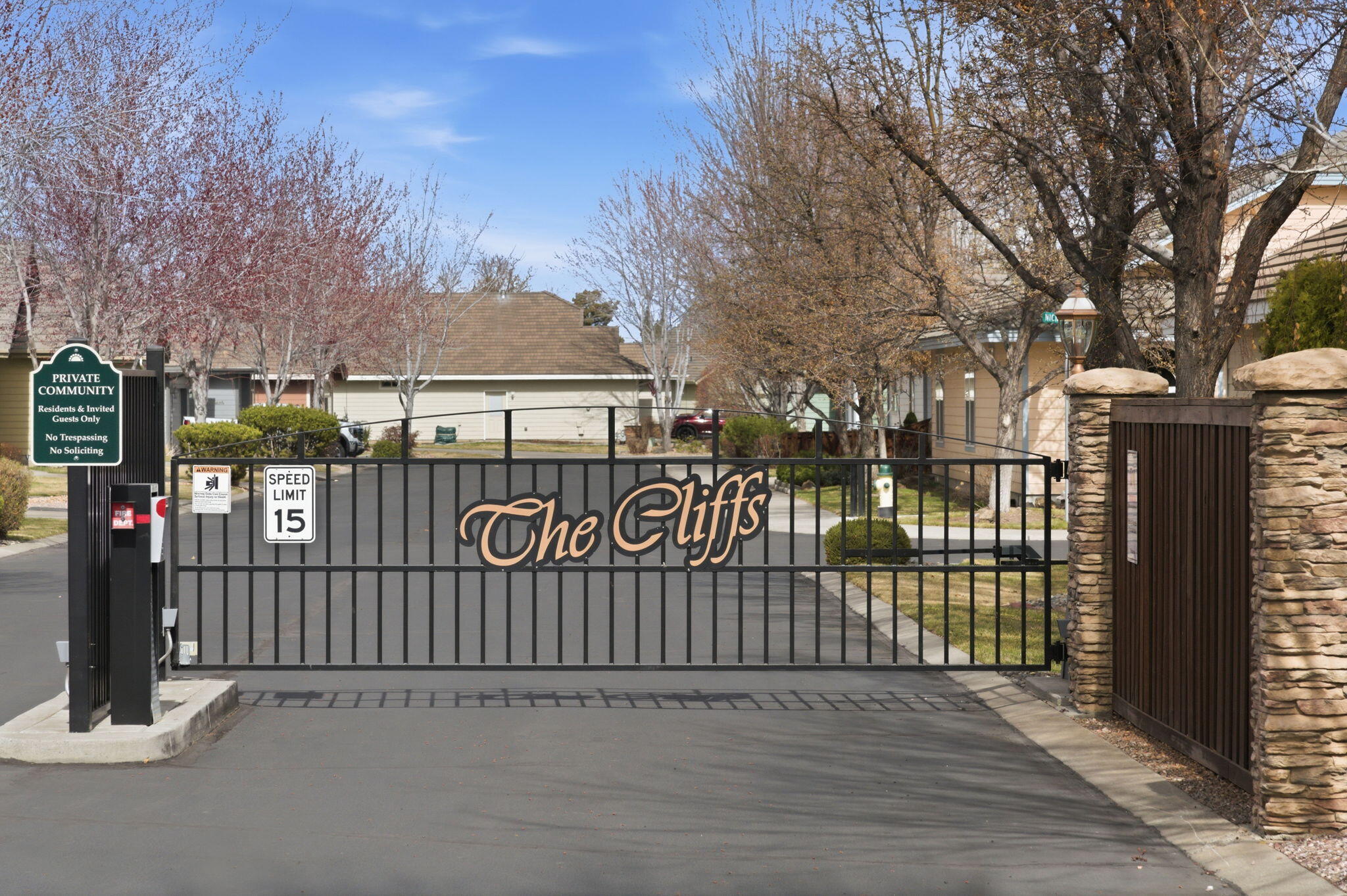 1736 NW Nickernut Place