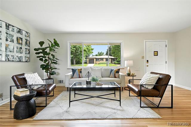 5503 E Utah Place
