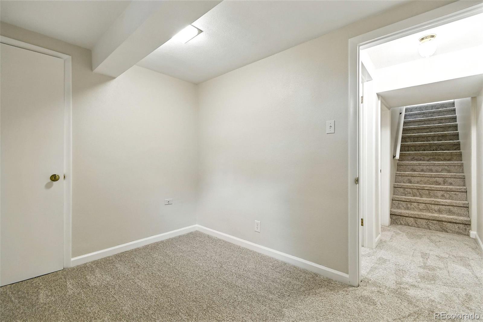 5503 E Utah Place