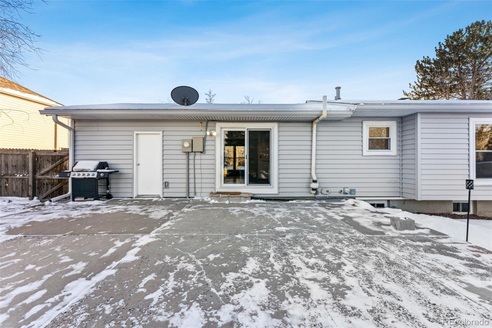 10401 W Lehigh Avenue