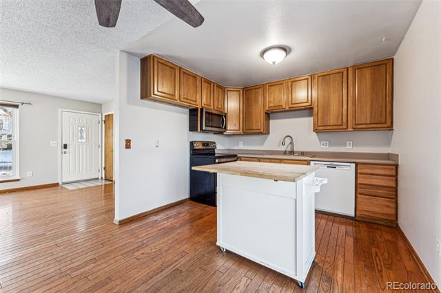 10401 W Lehigh Avenue