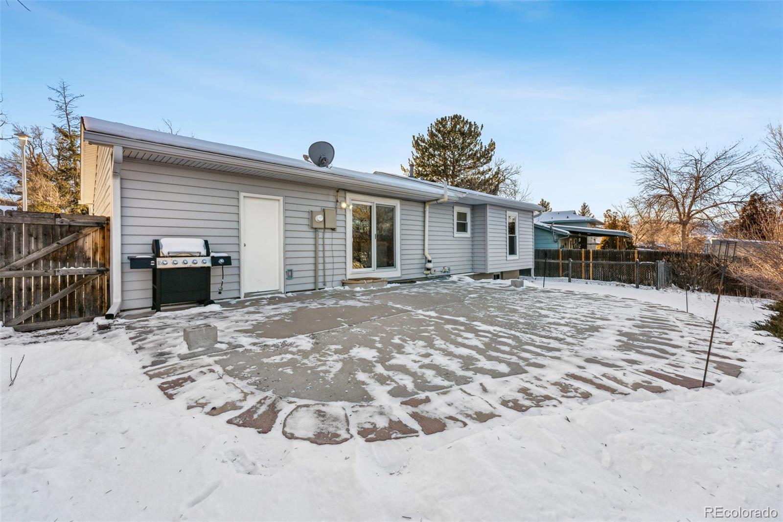 10401 W Lehigh Avenue