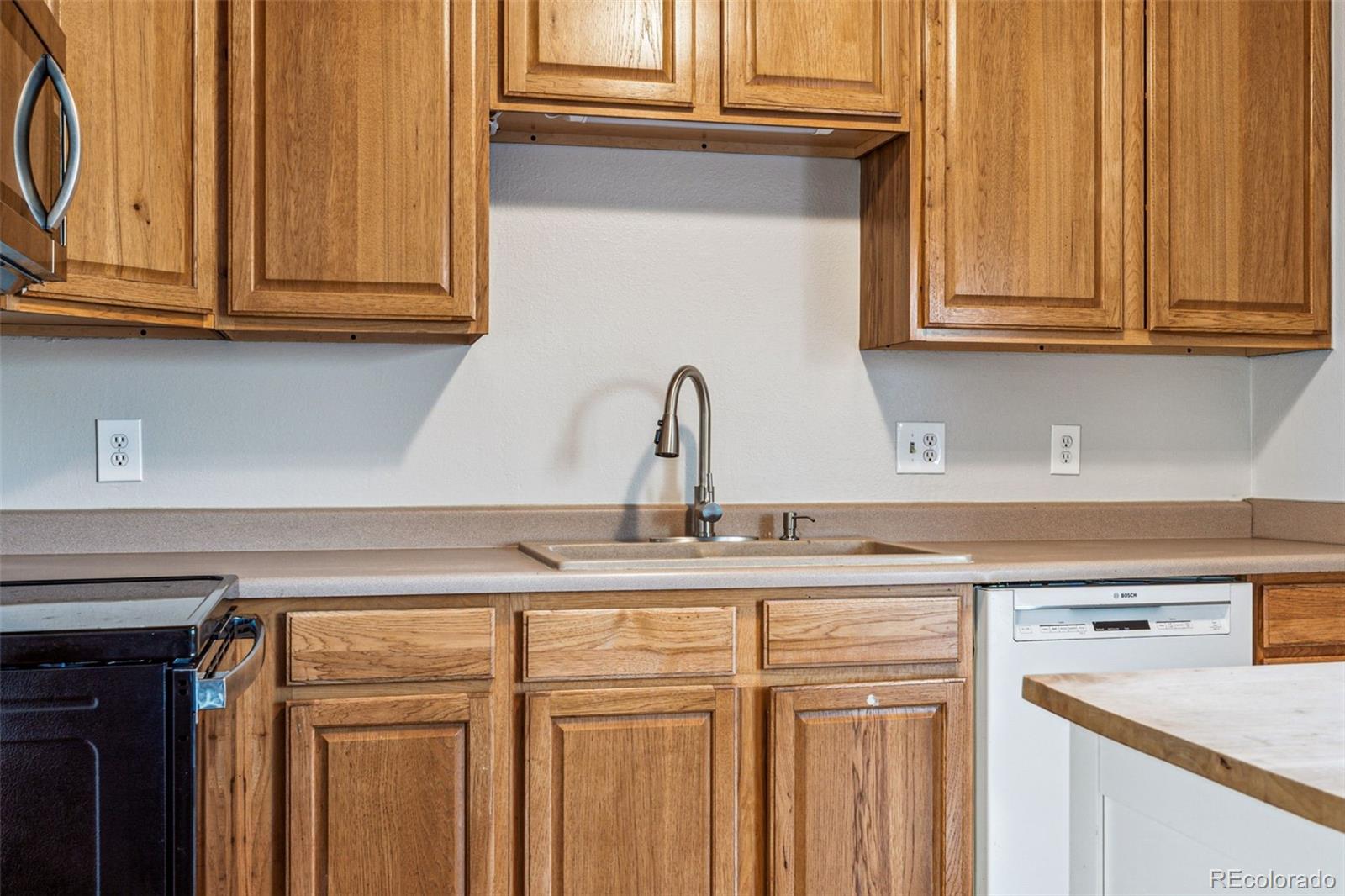 10401 W Lehigh Avenue