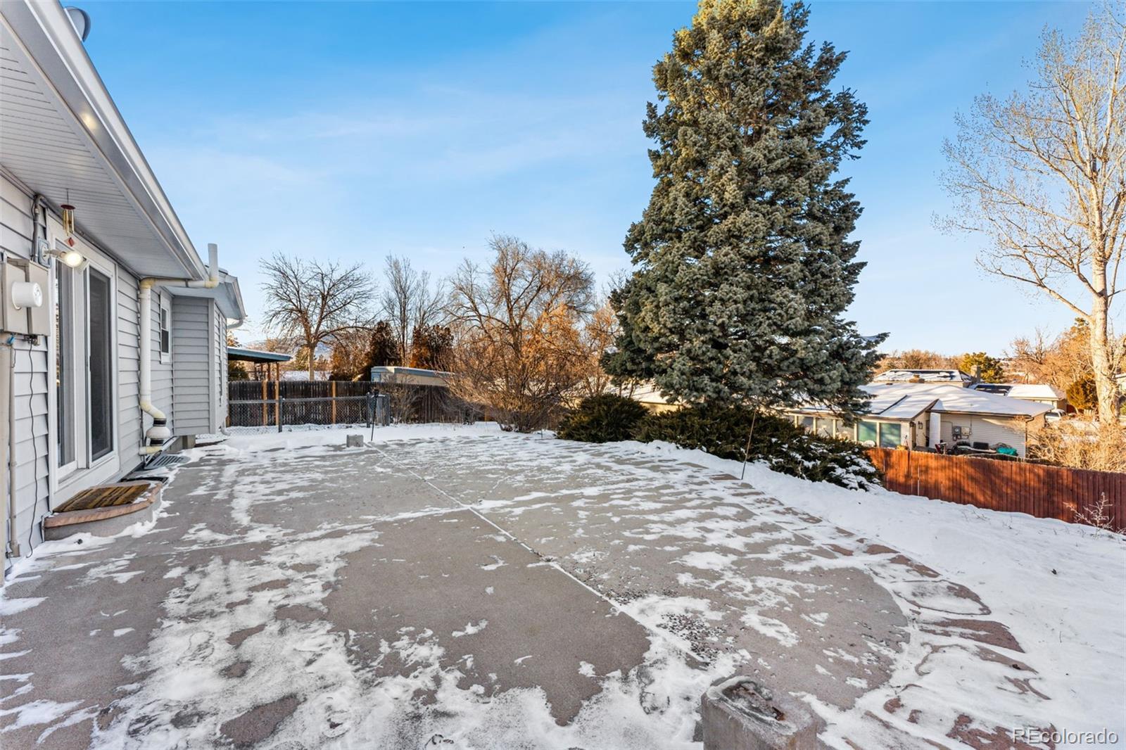 10401 W Lehigh Avenue