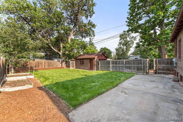 1212 Cherry Street