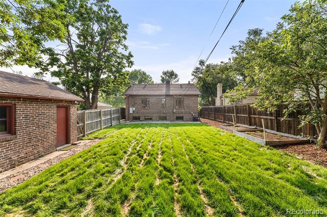 1212 Cherry Street