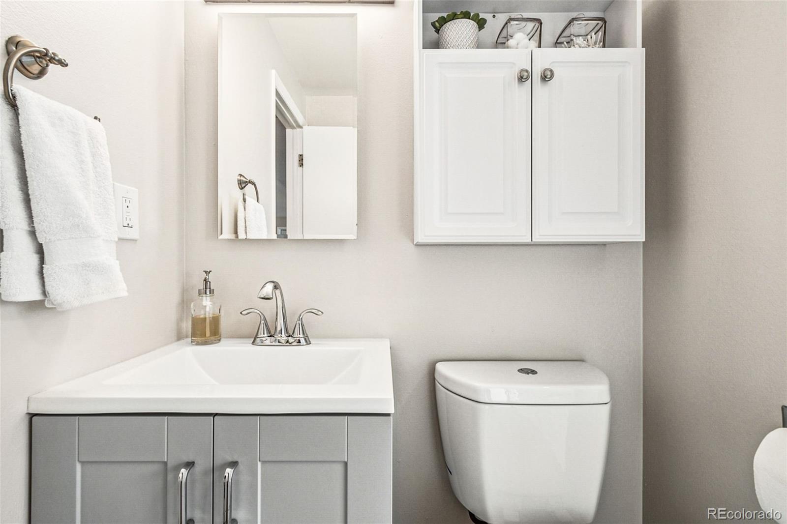 1324 S Niagara Street