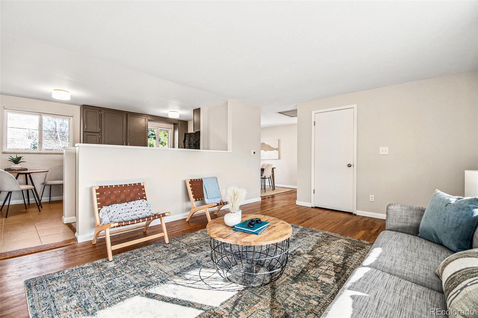 1324 S Niagara Street