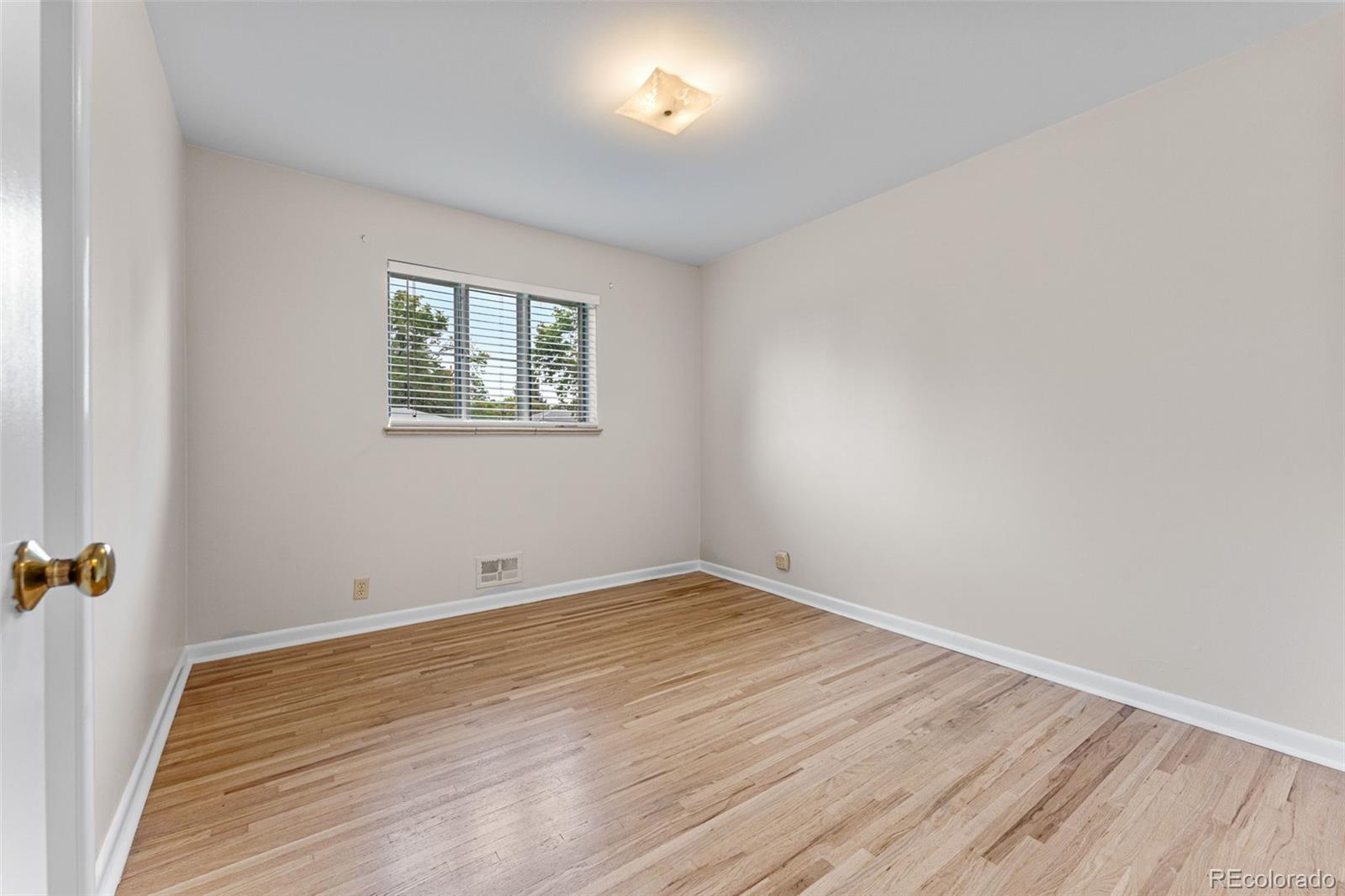 5322 E Colorado Avenue