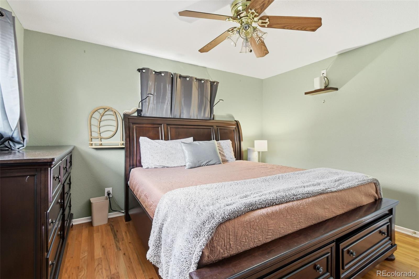 7270 S Pennsylvania Street