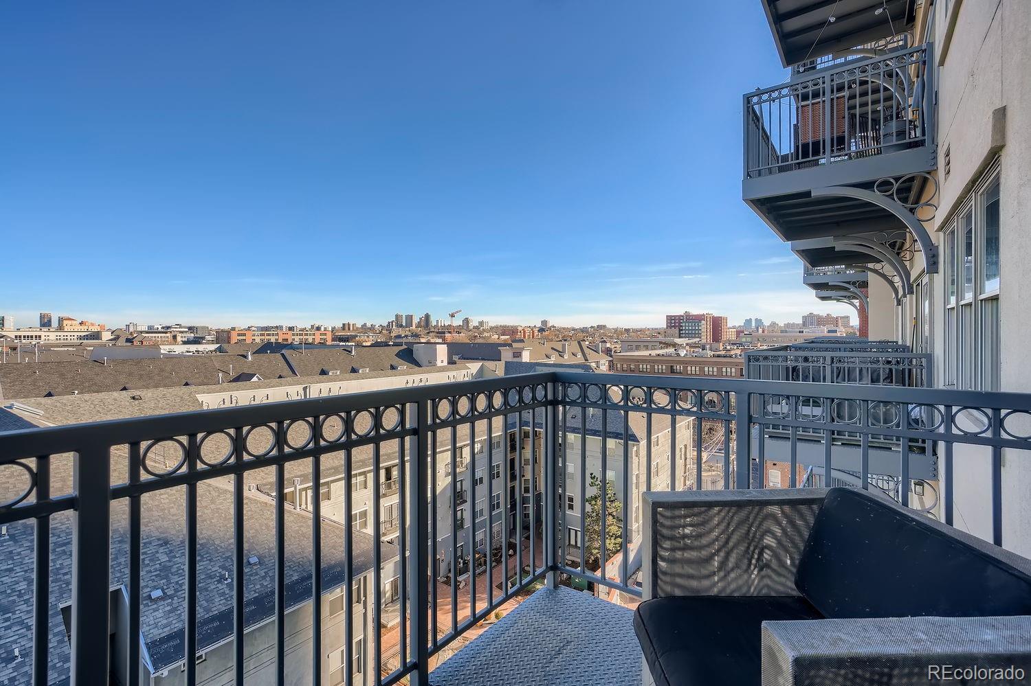 1950 N Logan Street Unit: 807