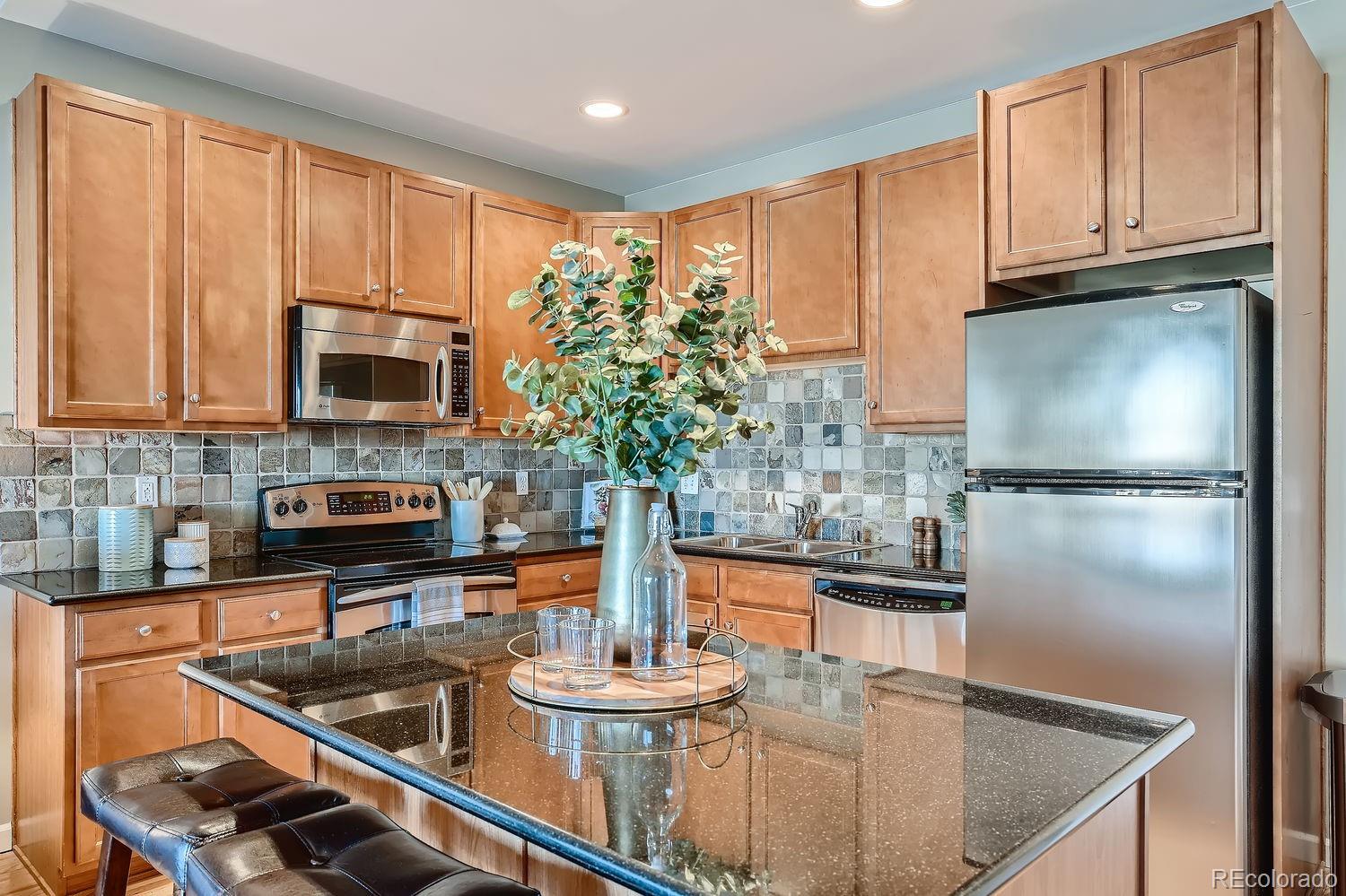 1950 N Logan Street Unit: 807