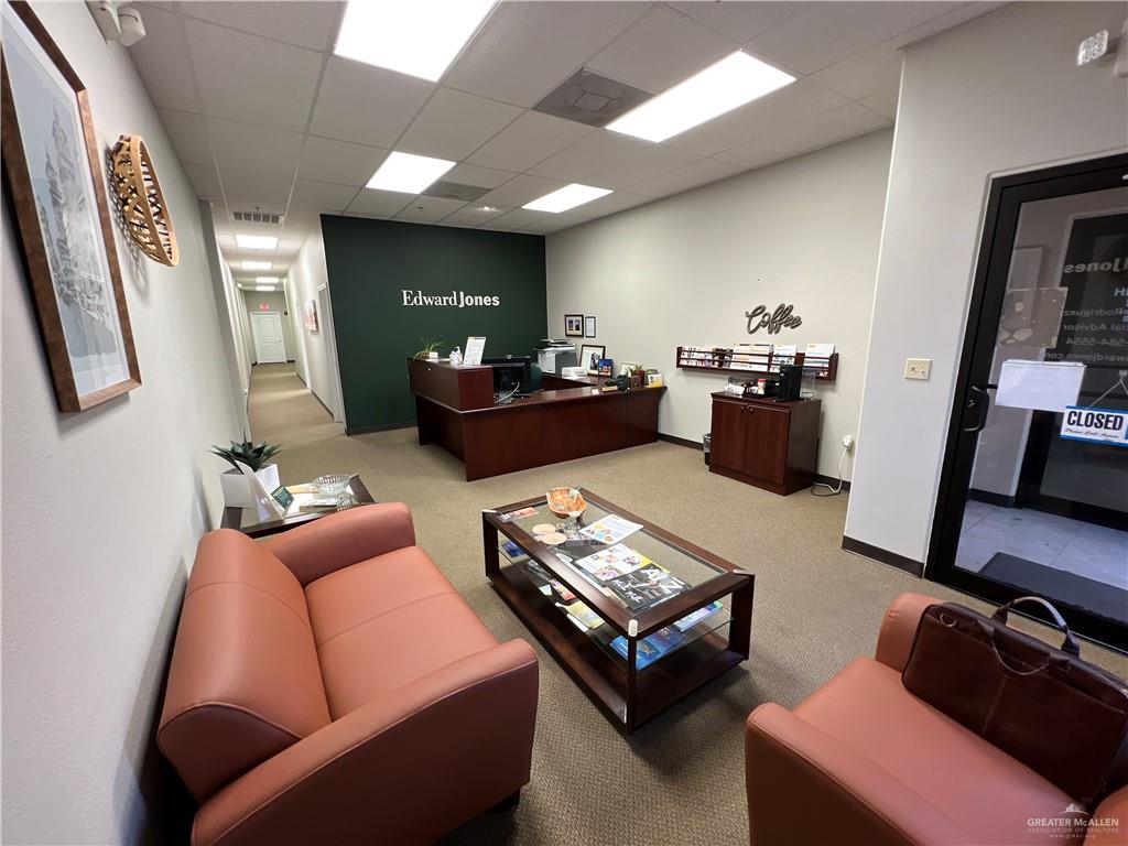 1022 E Griffin Parkway