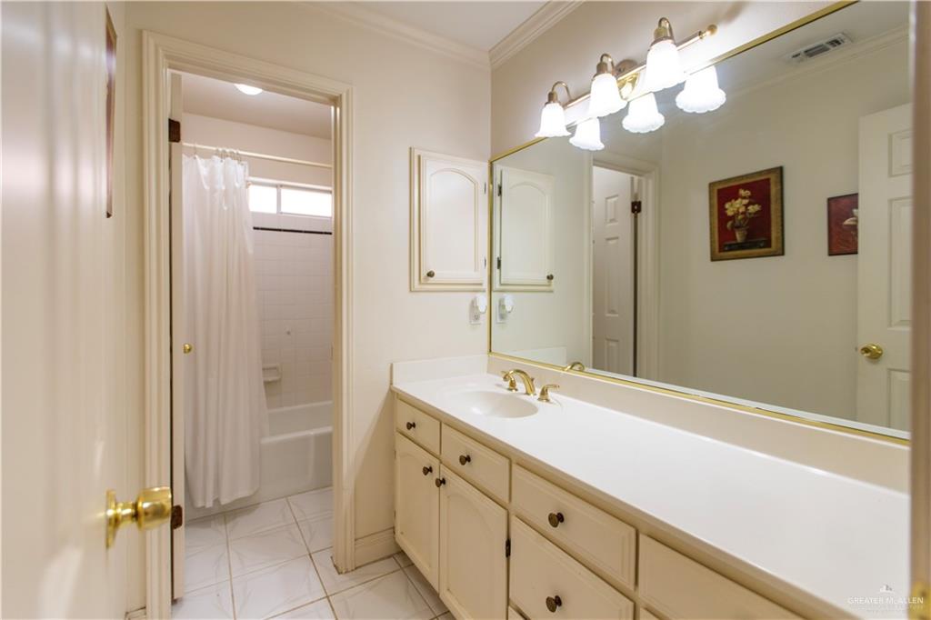 4924 N E Street, McAllen