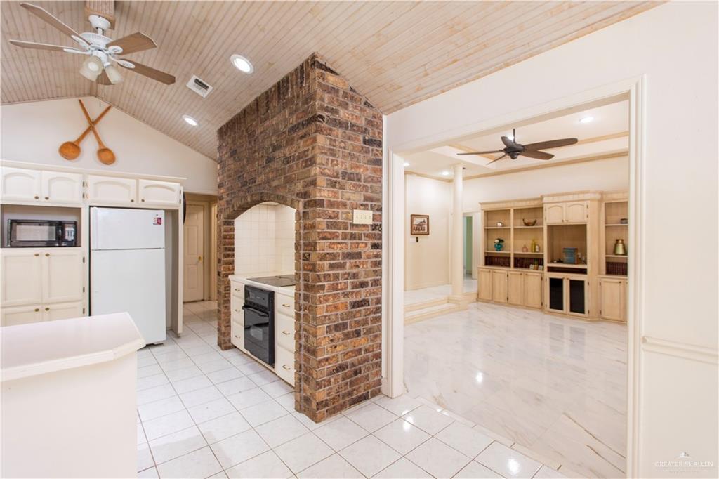 4924 N E Street, McAllen