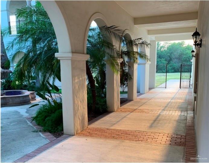 1022 E Griffin Parkway # 103