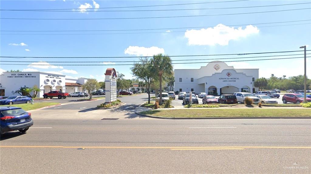 1022 E Griffin Parkway # 206 Unit: 205 (Partial) & 206