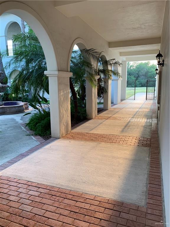 1022 E Griffin Parkway # 206 Unit: 205 (Partial) & 206
