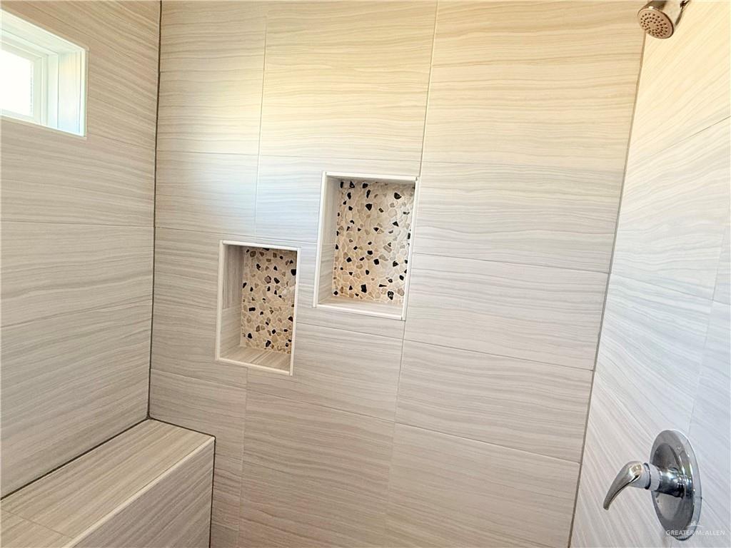 2922 N 50th Lane, McAllen