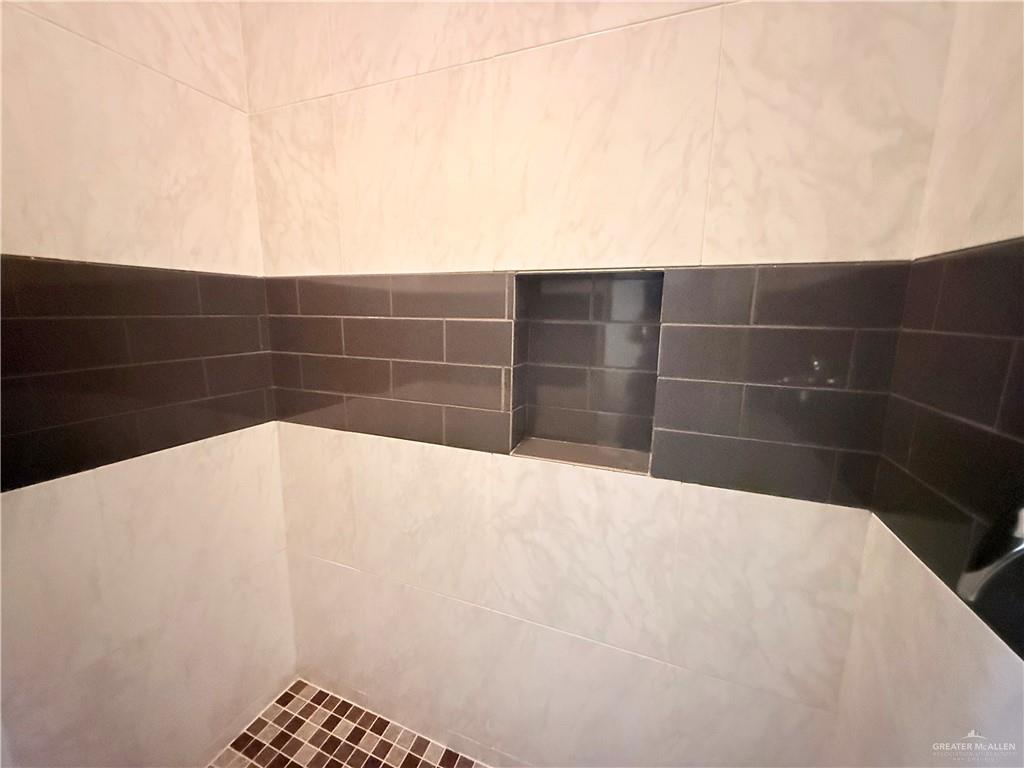 2922 N 50th Lane, McAllen