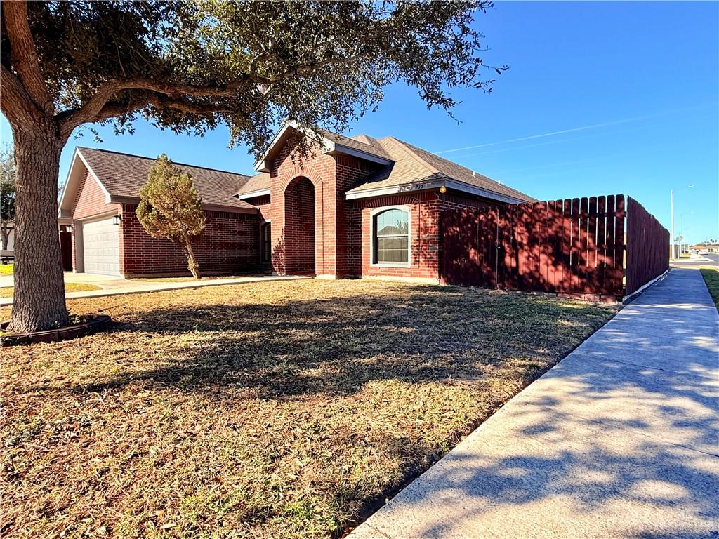 11215 N 32nd Lane, McAllen