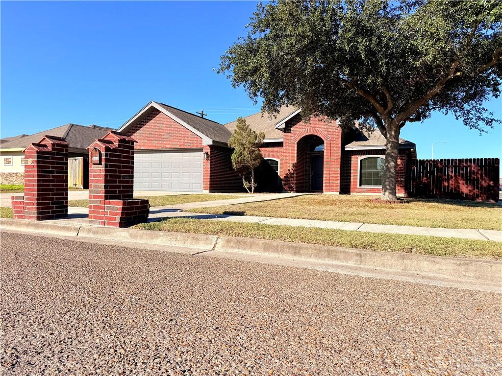 11215 N 32nd Lane, McAllen