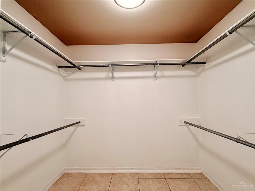 11215 N 32nd Lane, McAllen