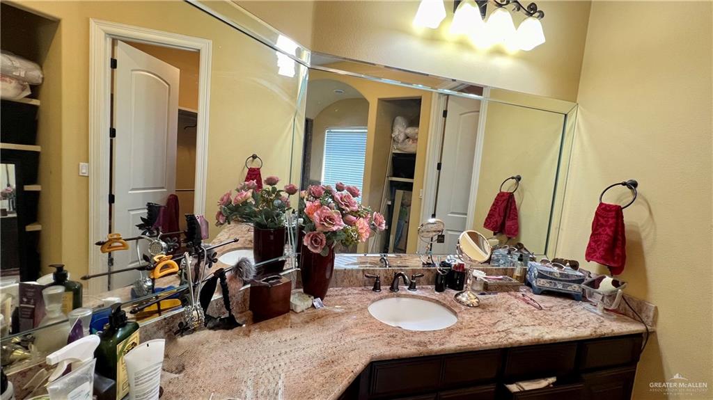 5117 W Hackberry Avenue, McAllen